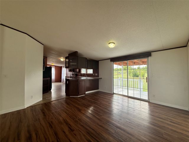 9100 Idaho Street, Joshua, TX 76058
