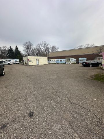 28730 GRAND RIVER Avenue, Farmington Hills, MI 48336