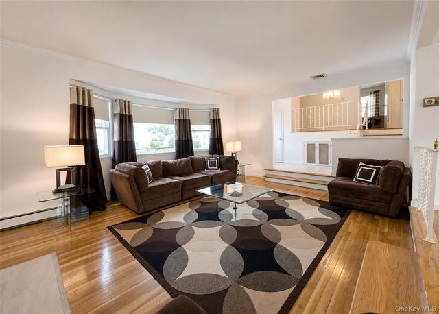 866 Abbott Street, East Meadow, NY 11554