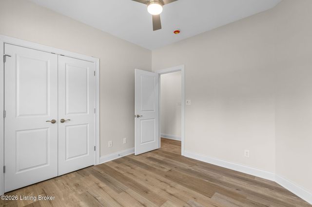 4406 Stone Wynde Dr, Louisville, KY 40272