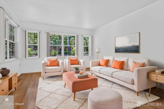 20 Valley Stream Place, Barnegat, NJ 08005