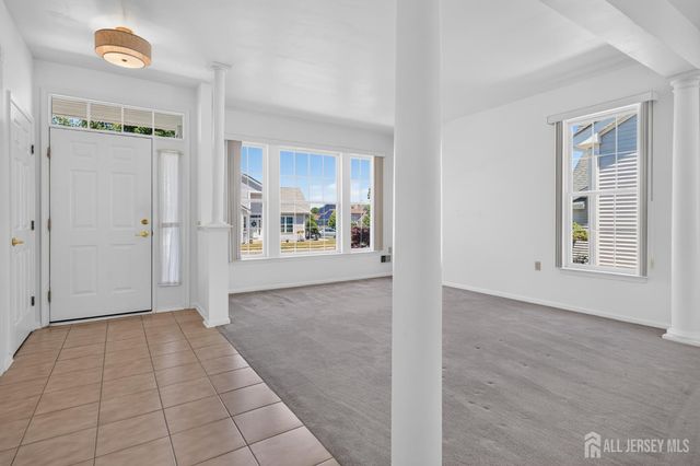20 Valley Stream Place, Barnegat, NJ 08005