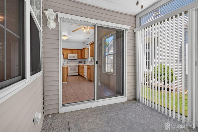 20 Valley Stream Place, Barnegat, NJ 08005