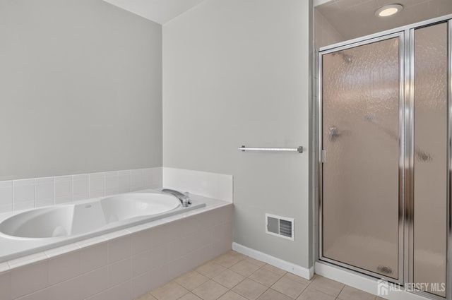 20 Valley Stream Place, Barnegat, NJ 08005