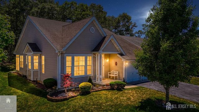 20 Valley Stream Place, Barnegat, NJ 08005