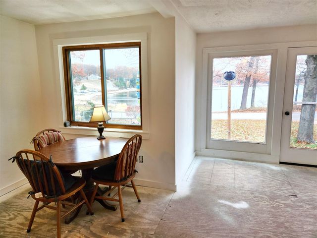 2580 N Mundy Avenue, White Cloud, MI 49349