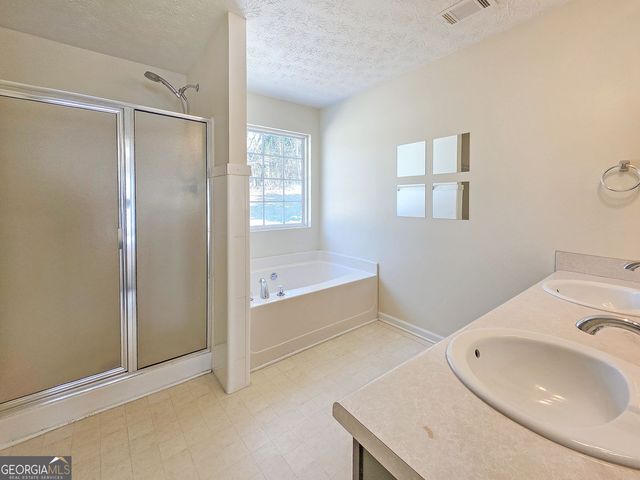 406 Kiley Drive, Hoschton, GA 30548