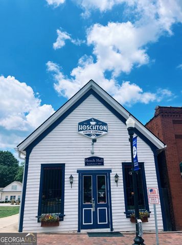 406 Kiley Drive, Hoschton, GA 30548