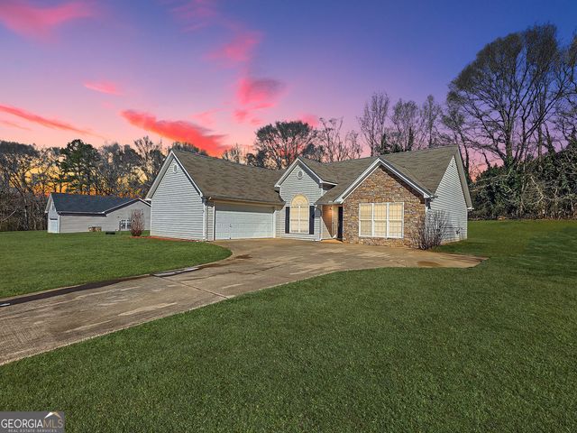 406 Kiley Drive, Hoschton, GA 30548