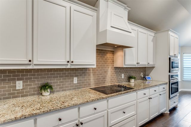 8624 Tucker Drive, Godley, TX 76044