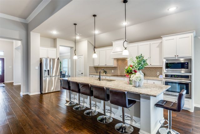 8624 Tucker Drive, Godley, TX 76044