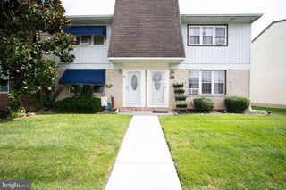 1964 E OAK RD #Q1, Vineland, NJ 08361