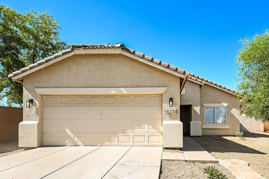 15370 W Acapulco Lane, Surprise, AZ 85379
