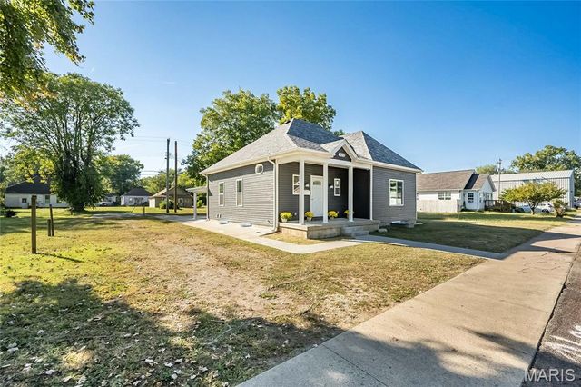 323 Church Street, East Alton, IL 62024