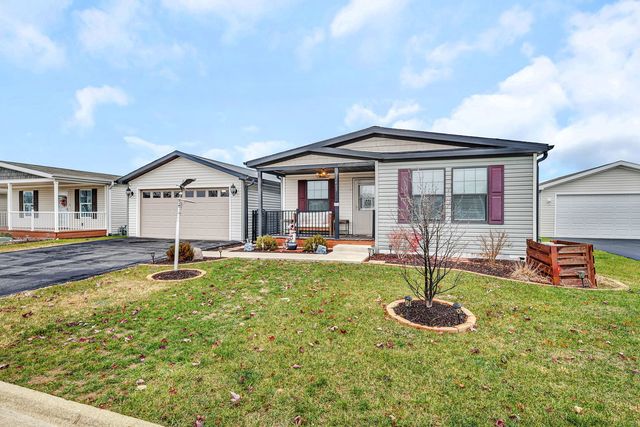 22405 S Cedar Drive, Channahon, IL 60410