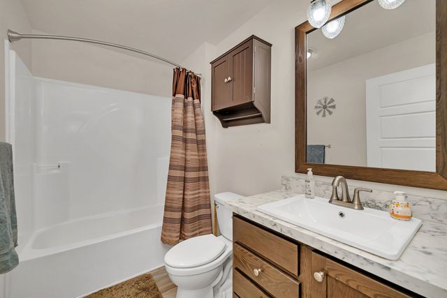 22405 S Cedar Drive, Channahon, IL 60410