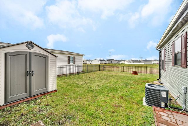 22405 S Cedar Drive, Channahon, IL 60410