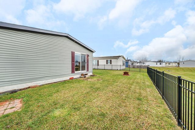 22405 S Cedar Drive, Channahon, IL 60410