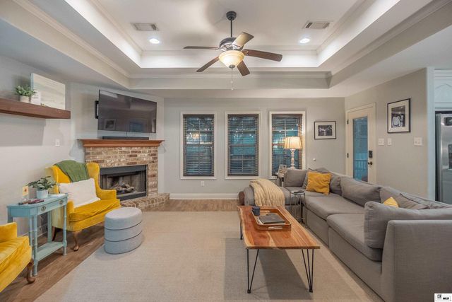 327 HEDGE HILL COVE, Calhoun, LA 71225