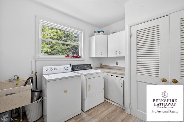 3555 Birch Tree Path, Cleveland Heights, OH 44121