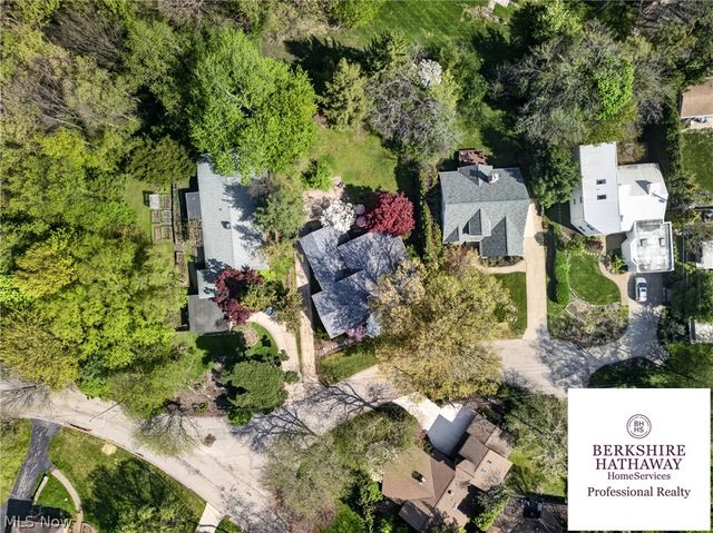 3555 Birch Tree Path, Cleveland Heights, OH 44121