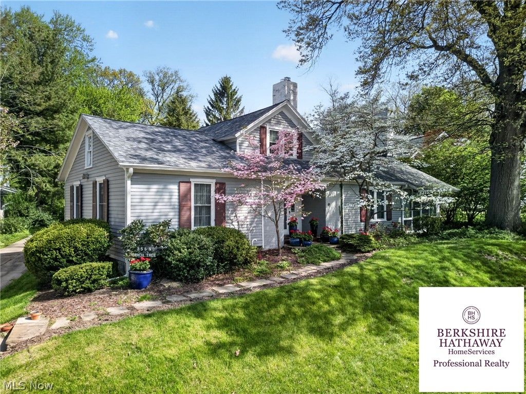 3555 Birch Tree Path, Cleveland Heights, OH 44121