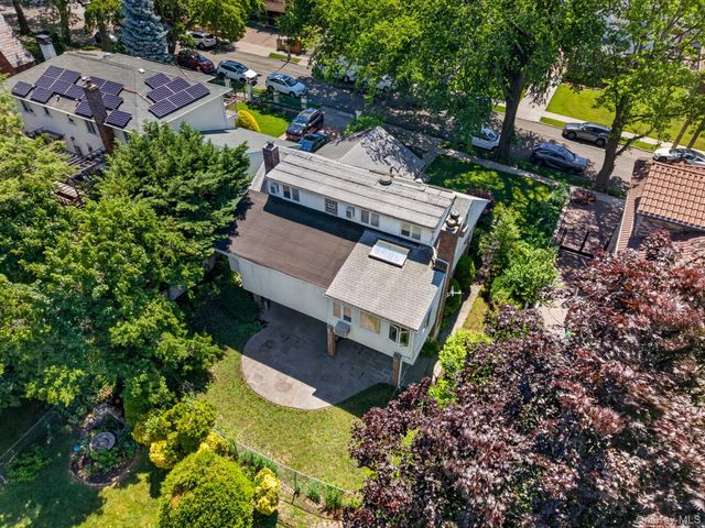 249-35 51st Avenue, Little Neck, NY 11362