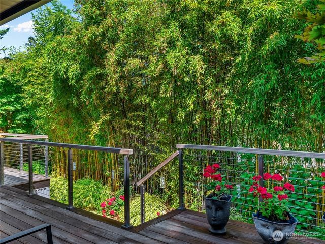 302 T Street, Port Townsend, WA 98368