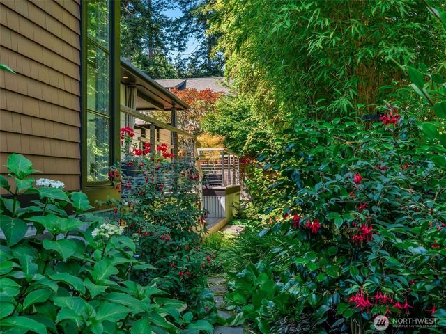 302 T Street, Port Townsend, WA 98368
