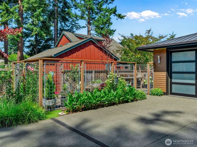 302 T Street, Port Townsend, WA 98368