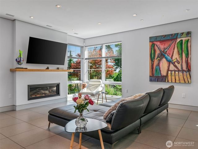 302 T Street, Port Townsend, WA 98368