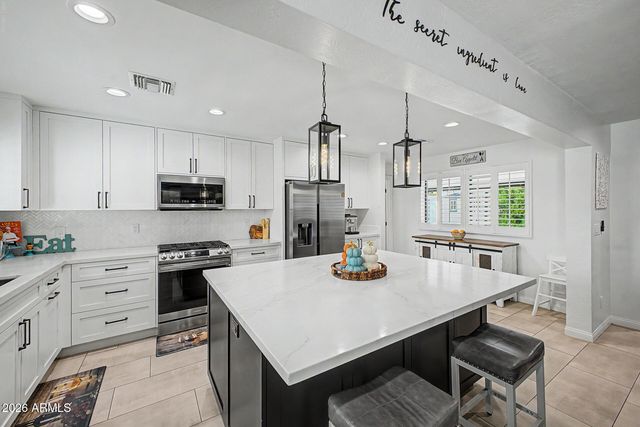 3908 E YALE Street, Phoenix, AZ 85008