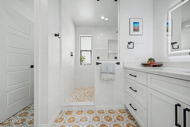 3908 E YALE Street, Phoenix, AZ 85008