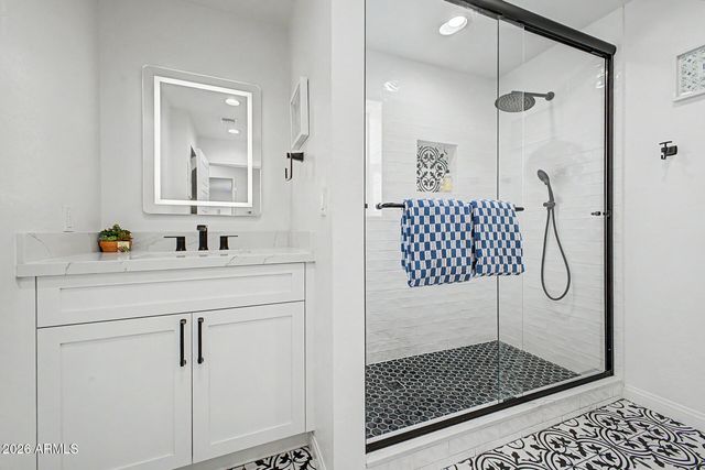 3908 E YALE Street, Phoenix, AZ 85008