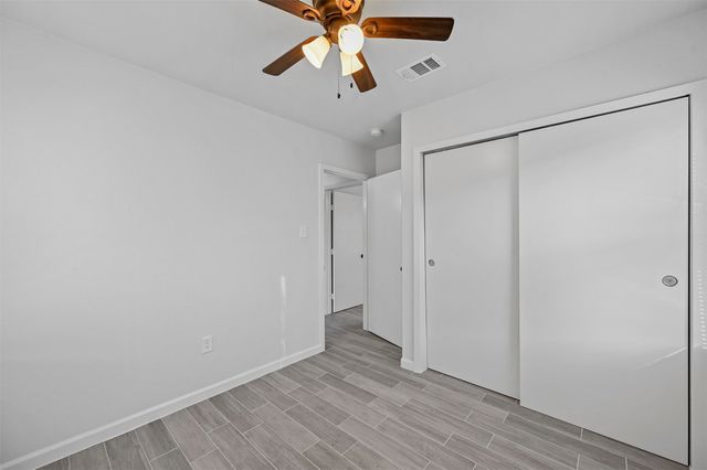 611 N Elm Street, Lancaster, TX 75146
