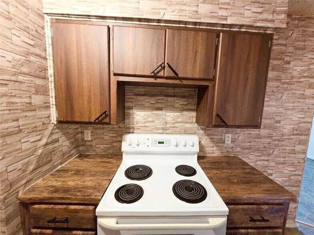 401 SE 12th Avenue 143, Norman, OK 73071
