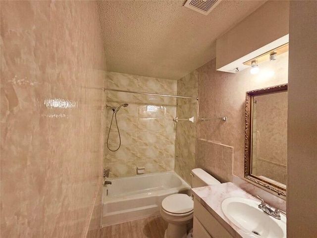 401 SE 12th Avenue 143, Norman, OK 73071