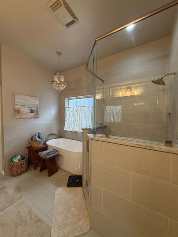 1832 Red Prairie Drive, Edmond, OK 73025