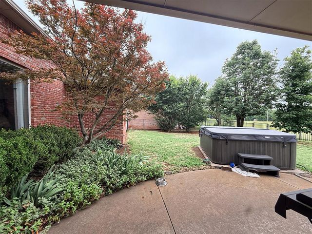 1832 Red Prairie Drive, Edmond, OK 73025