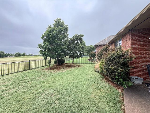 1832 Red Prairie Drive, Edmond, OK 73025