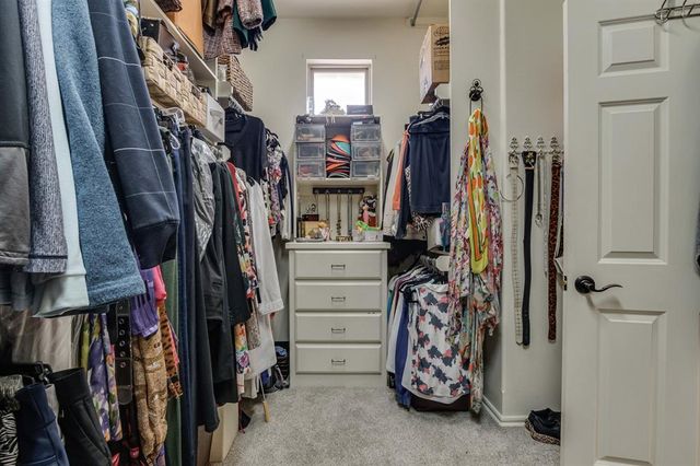 1832 Red Prairie Drive, Edmond, OK 73025