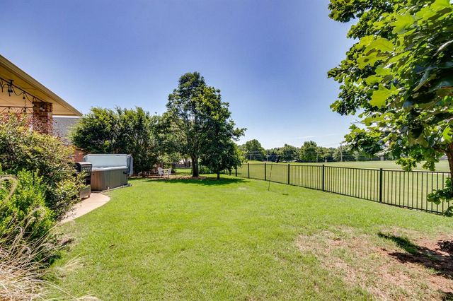 1832 Red Prairie Drive, Edmond, OK 73025