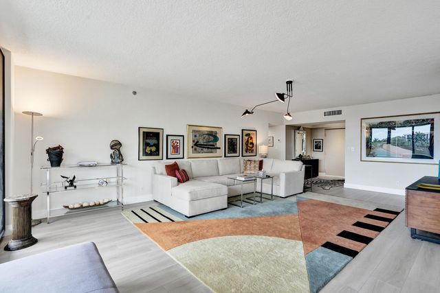 1401 S Ocean Boulevard 3020, Boca Raton, FL 33432