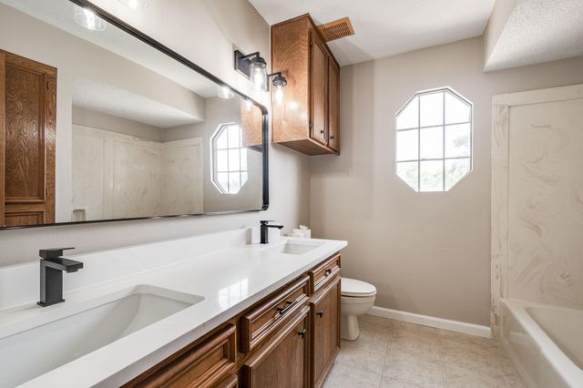 4711 Burning Tree Drive, Baytown, TX 77521