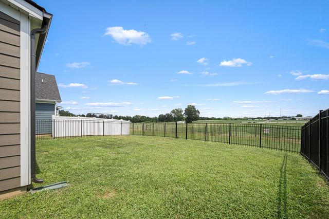 3632 Caroline Farms Dr, Murfreesboro, TN 37129