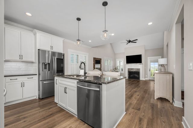 3632 Caroline Farms Dr, Murfreesboro, TN 37129