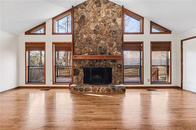 2711 Old Coach Road, Duluth, GA 30096