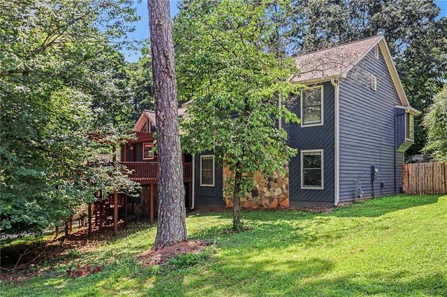 2711 Old Coach Road, Duluth, GA 30096