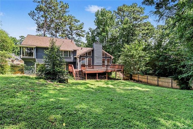 2711 Old Coach Road, Duluth, GA 30096