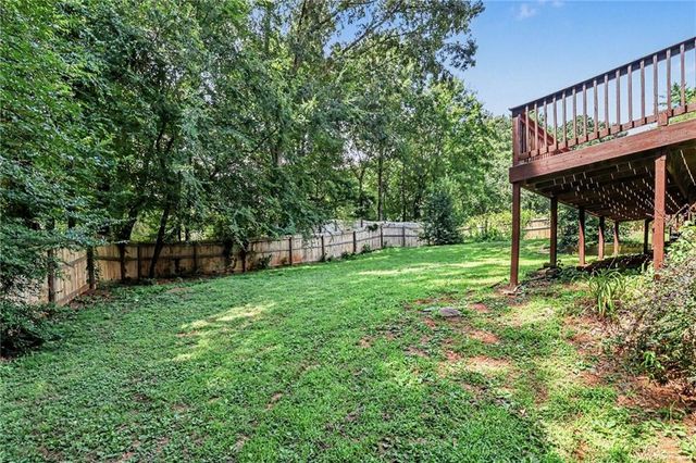 2711 Old Coach Road, Duluth, GA 30096